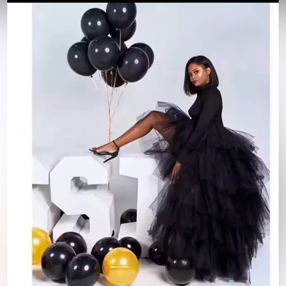 New Arrivals! Elegant Black High Low Tiered Skirt
